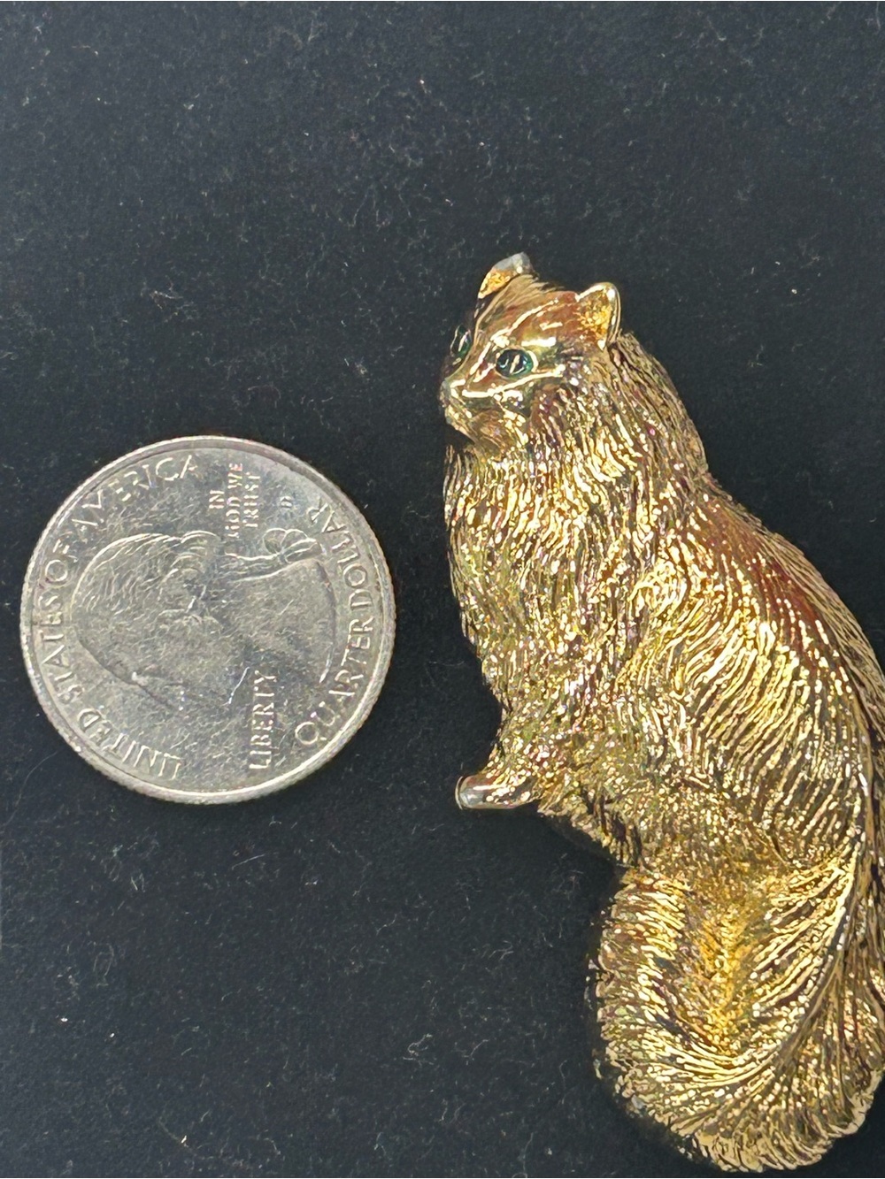 Monet vintage Gold tone Persian Cat Figurine Pin - Elegant Cat Brooch